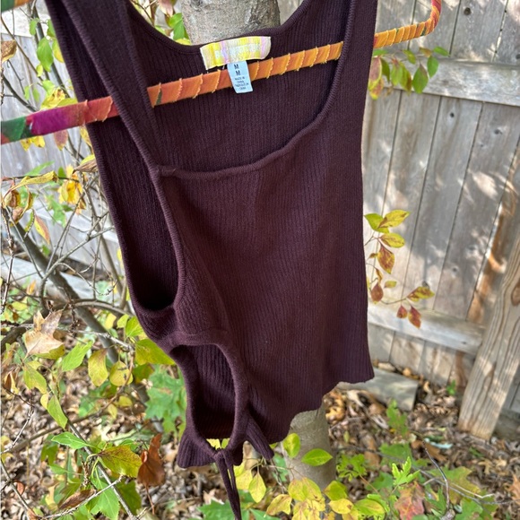 Urban Outfitters Dark Brown Ribbed Top - Picture 4 of 5